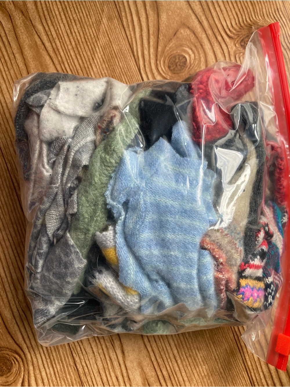 Lot Of Wool And Cashmere Blend Fabric Scraps Felted Recycled Sweaters Half Pound